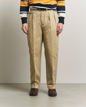 Gant Regular Pleated Twill Chinos Woody Beige