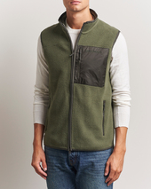 Peak Performance Pile Vest Pine Needle