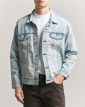 Levi's The Trucker Jacket Into The Light