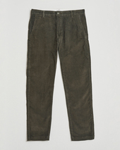 Levi's 14w Corduroy Chino Black Olive