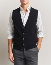 Oscar Jacobson Guiseppe Buttoned Vest Black