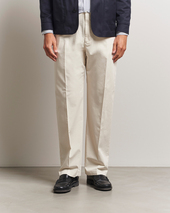 Nn07 Paw Relaxed Fit Pleated Chinos Ivory
