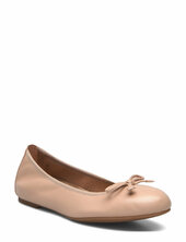 Acor_25_nto Ballerinat Cream Unisa