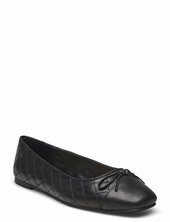 Braylynn Ballerinat Black Aldo
